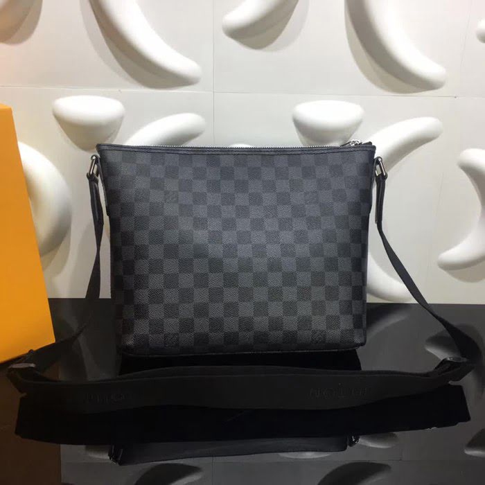 路易威登LV頂級原單N41211 Mick 小號手袋 Damier Graphite 帆布搭配黑色牛皮 YDH1194